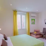 Insula Bed & Breakfast